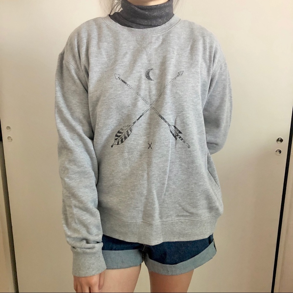 CREW NECK